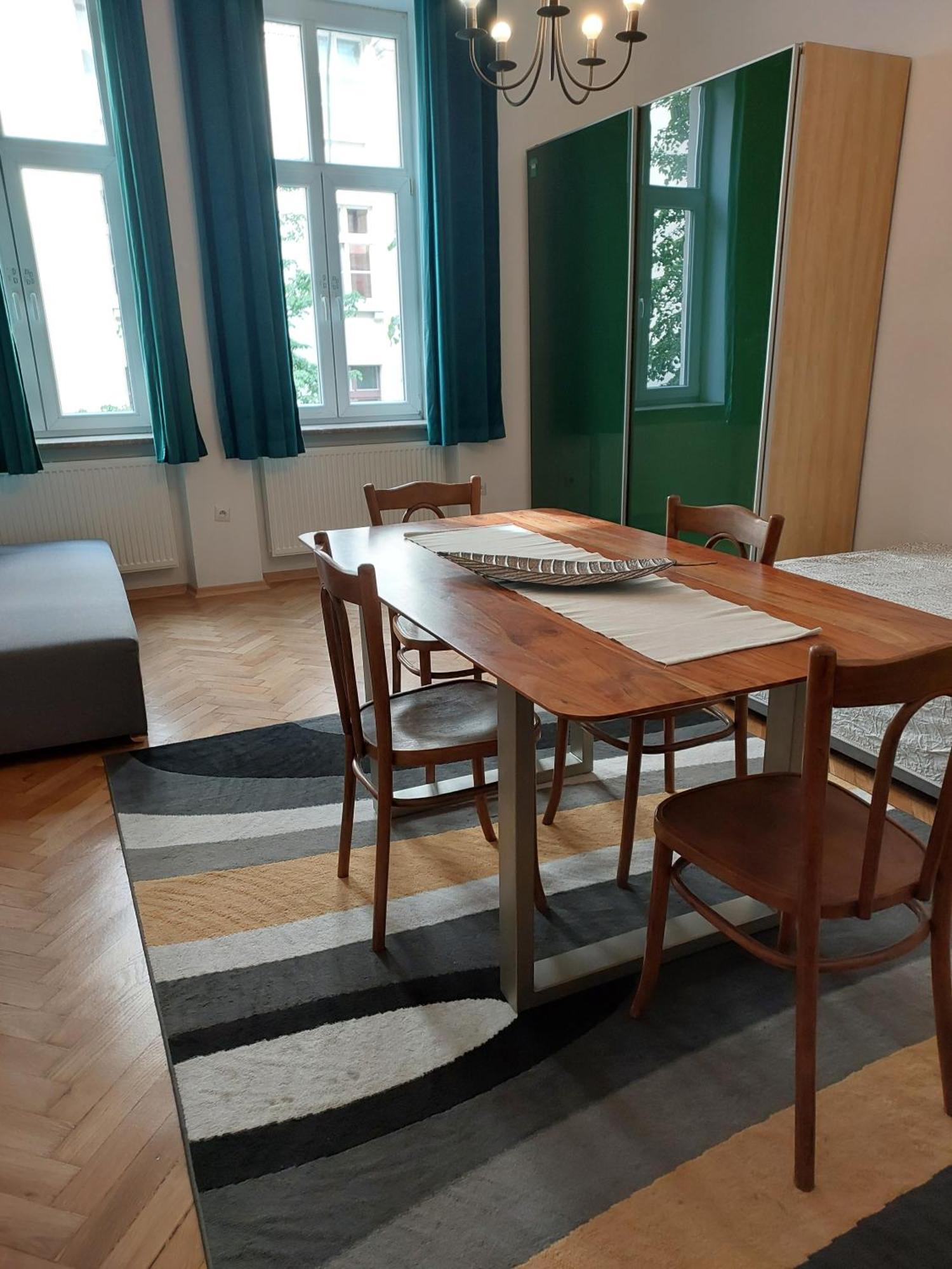 Apartment Mariacki Tower Krasków Eksteriør bilde